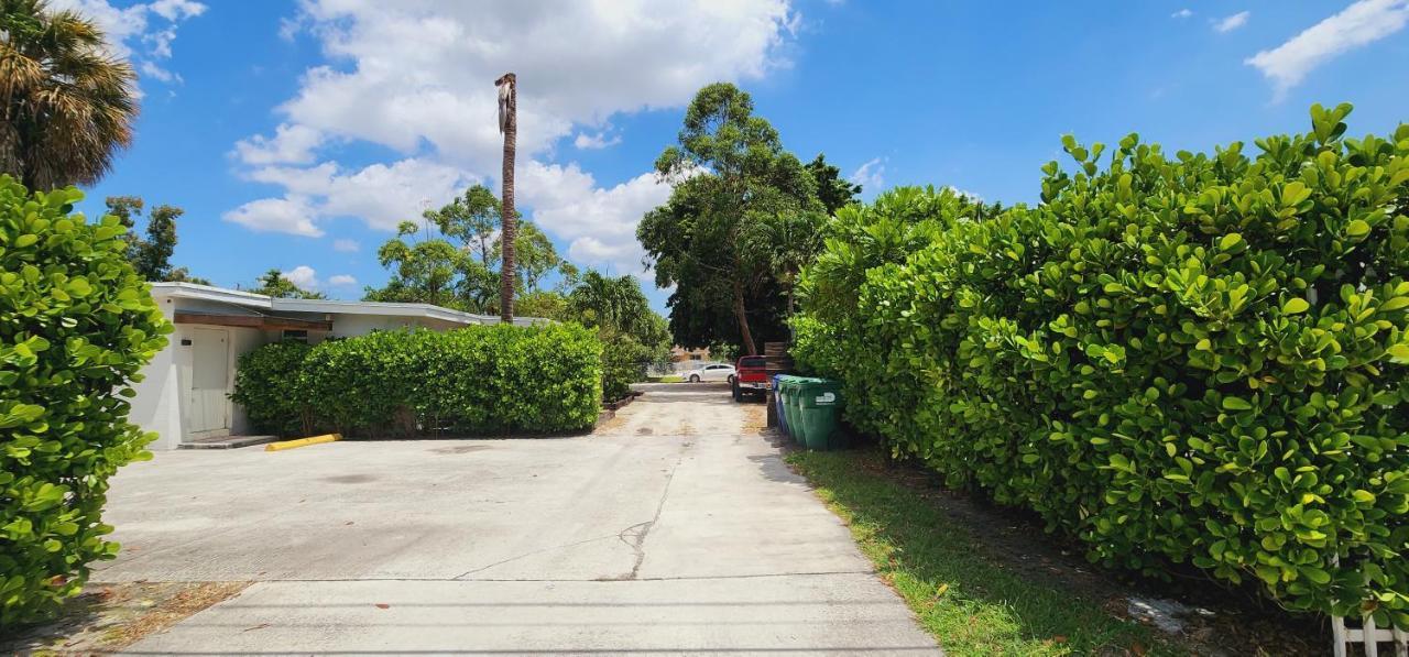 Private Aparment Studio In The Hard Of Miami Unit # 6 Opa-locka Kültér fotó